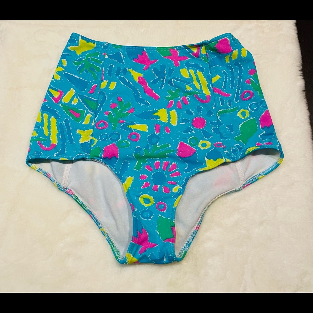 Kortni Jeane! High waisted swimsuit bottoms! Size XS